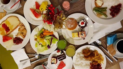 belmont hotel manila breakfast.